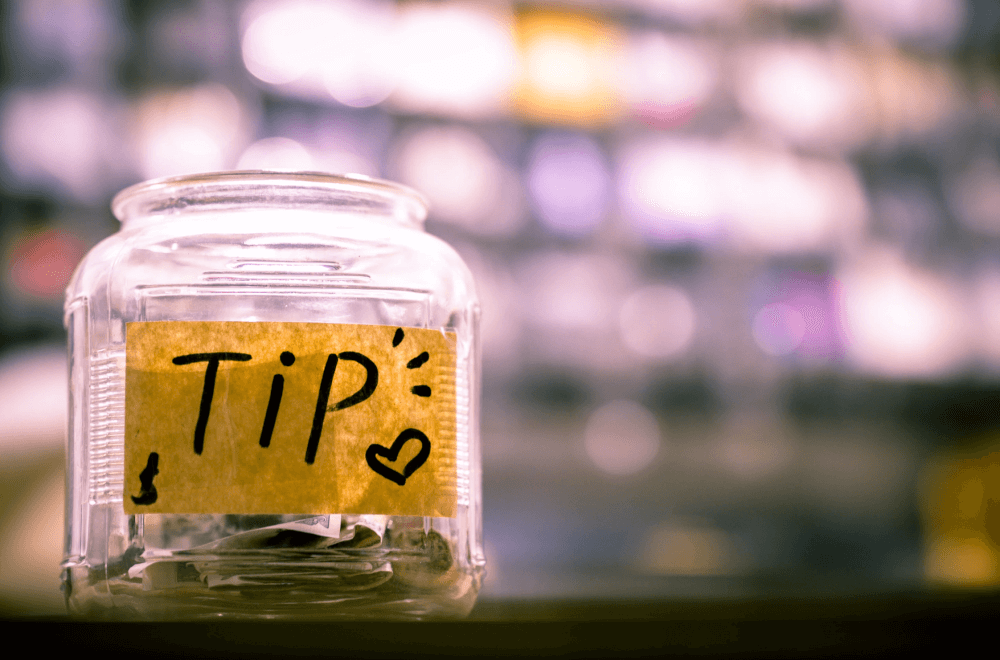 Featured image for article: How to Tip in Germany: The Easy Guide!