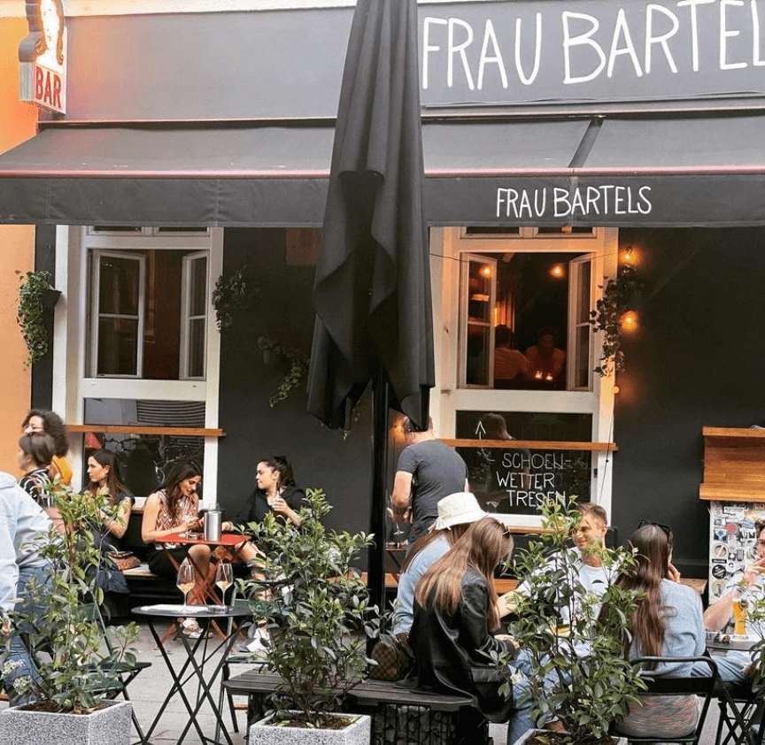 Munich Aperol Spots Frau Bartels