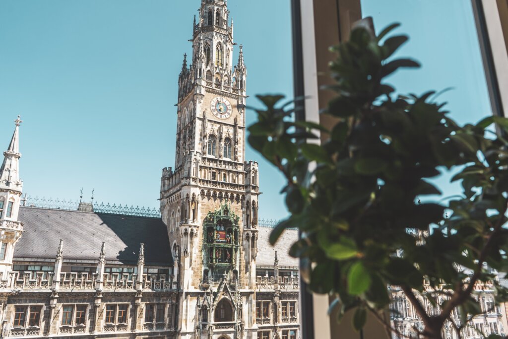 Rooftop Bars Cafe Glockenspiel