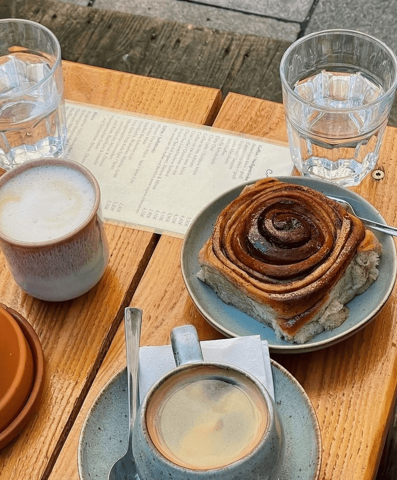 Vegan Cafe Cafe Lozzi