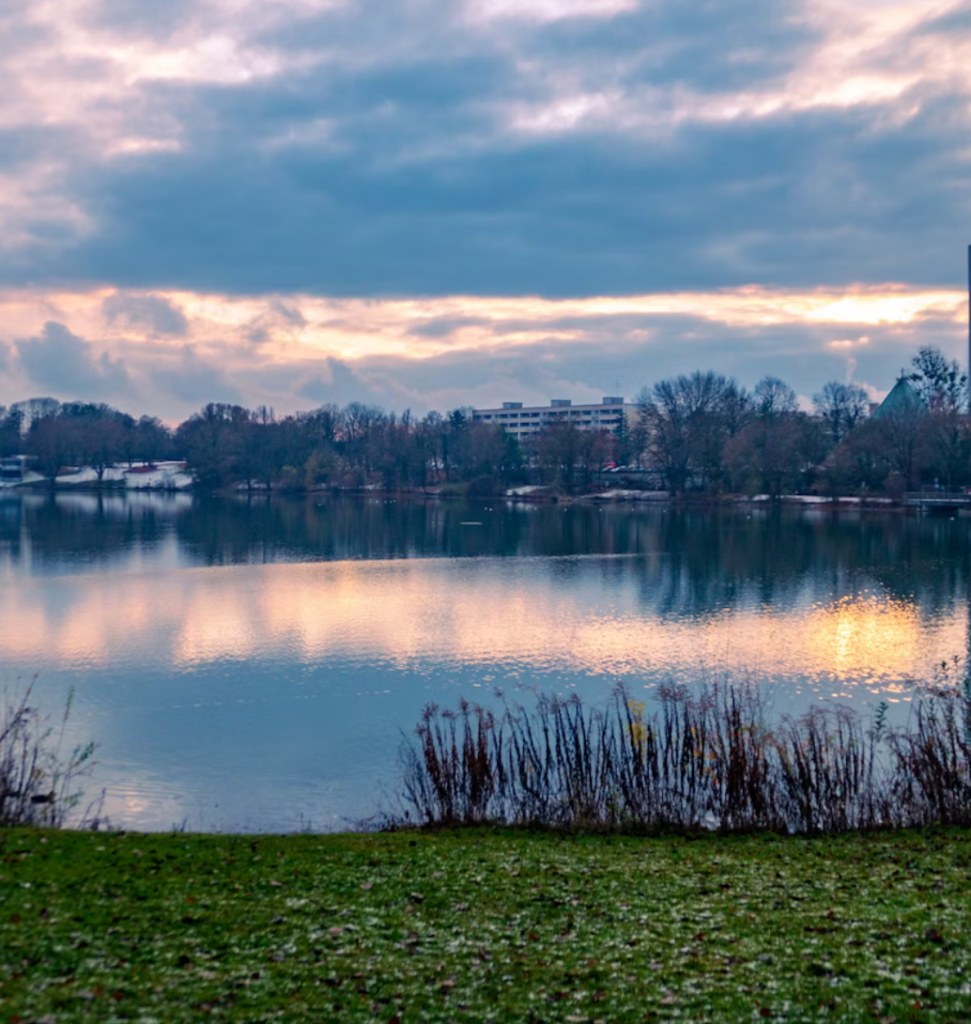 Grill By The Isar Lerchenauer See